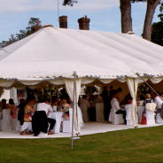Why Hire a Marquee for an Outdoor Wedding?
